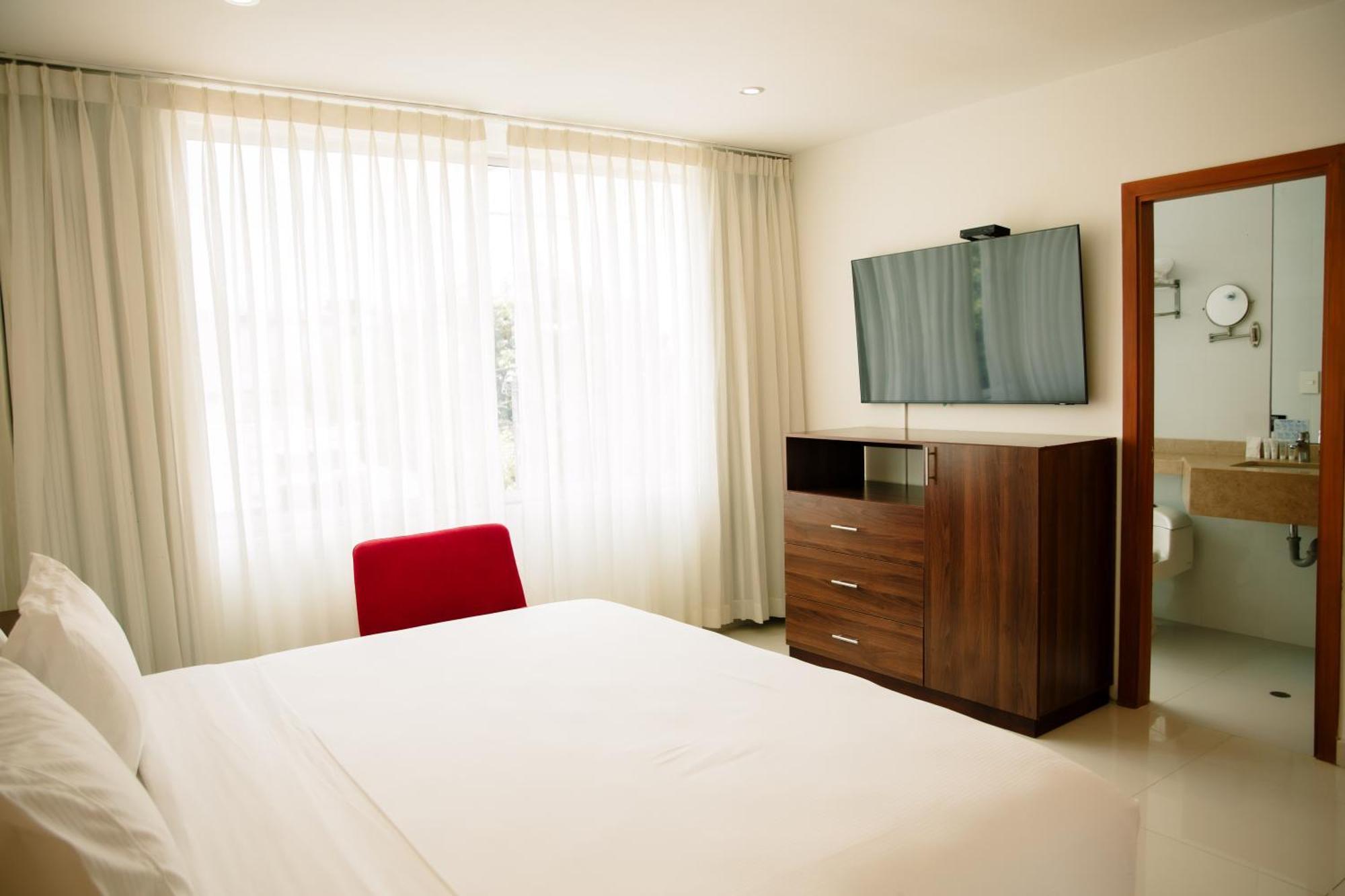 Hotel Parque Del Sol Монтерия Экстерьер фото