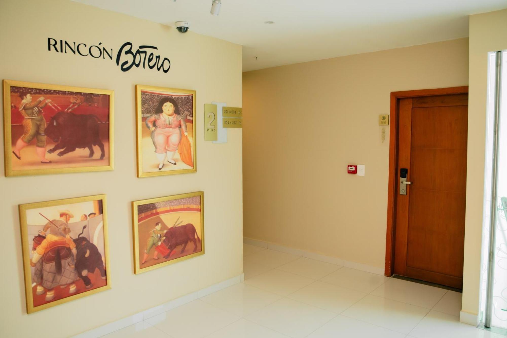 Hotel Parque Del Sol Монтерия Экстерьер фото