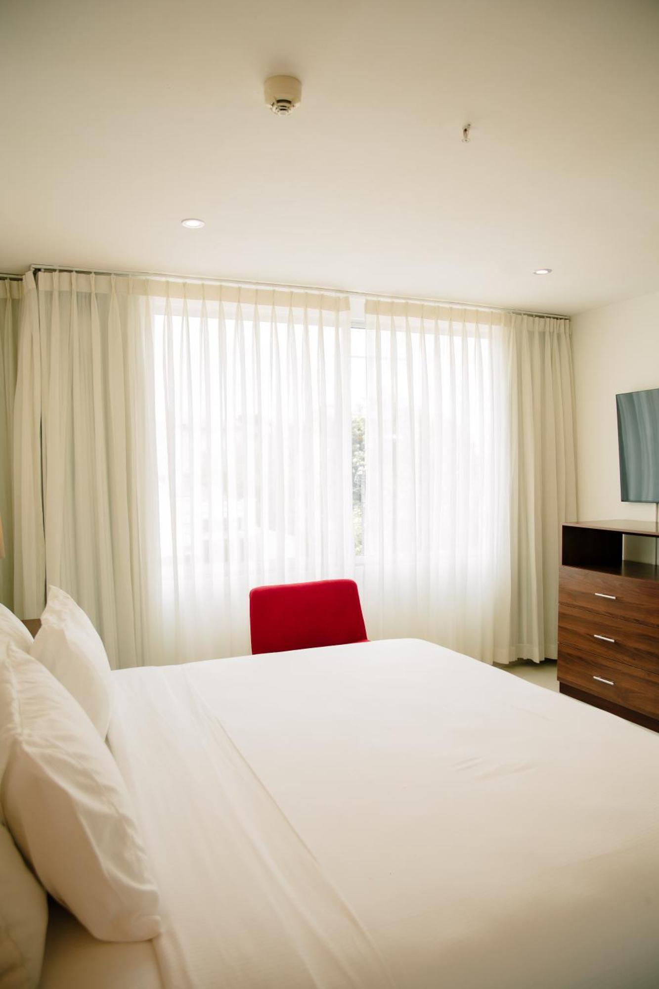 Hotel Parque Del Sol Монтерия Экстерьер фото
