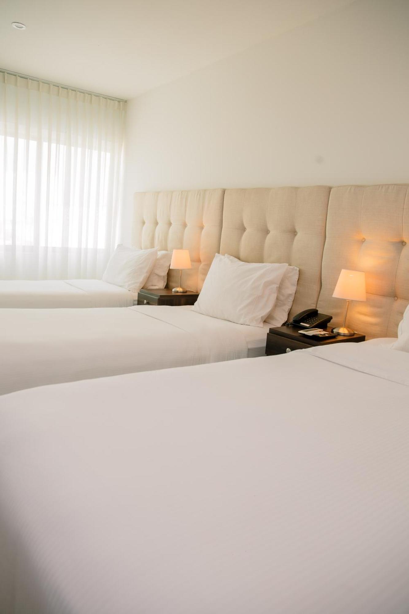 Hotel Parque Del Sol Монтерия Экстерьер фото