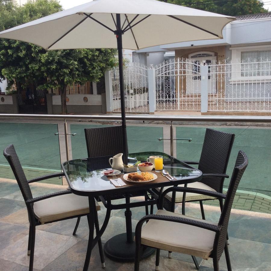 Hotel Parque Del Sol Монтерия Экстерьер фото